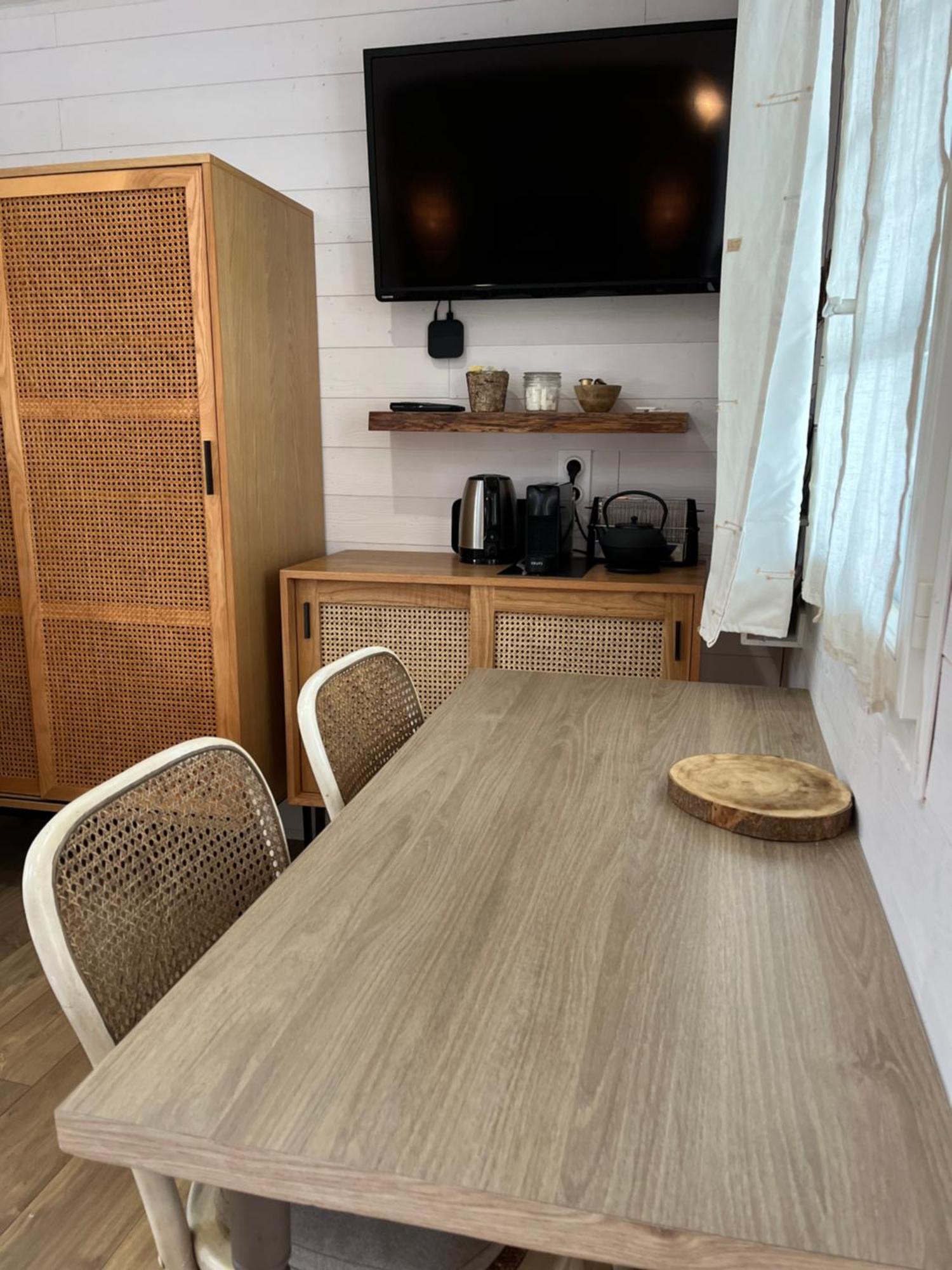 Les Suites D'Alienor, Suite Jasmin 佩萨克 外观 照片