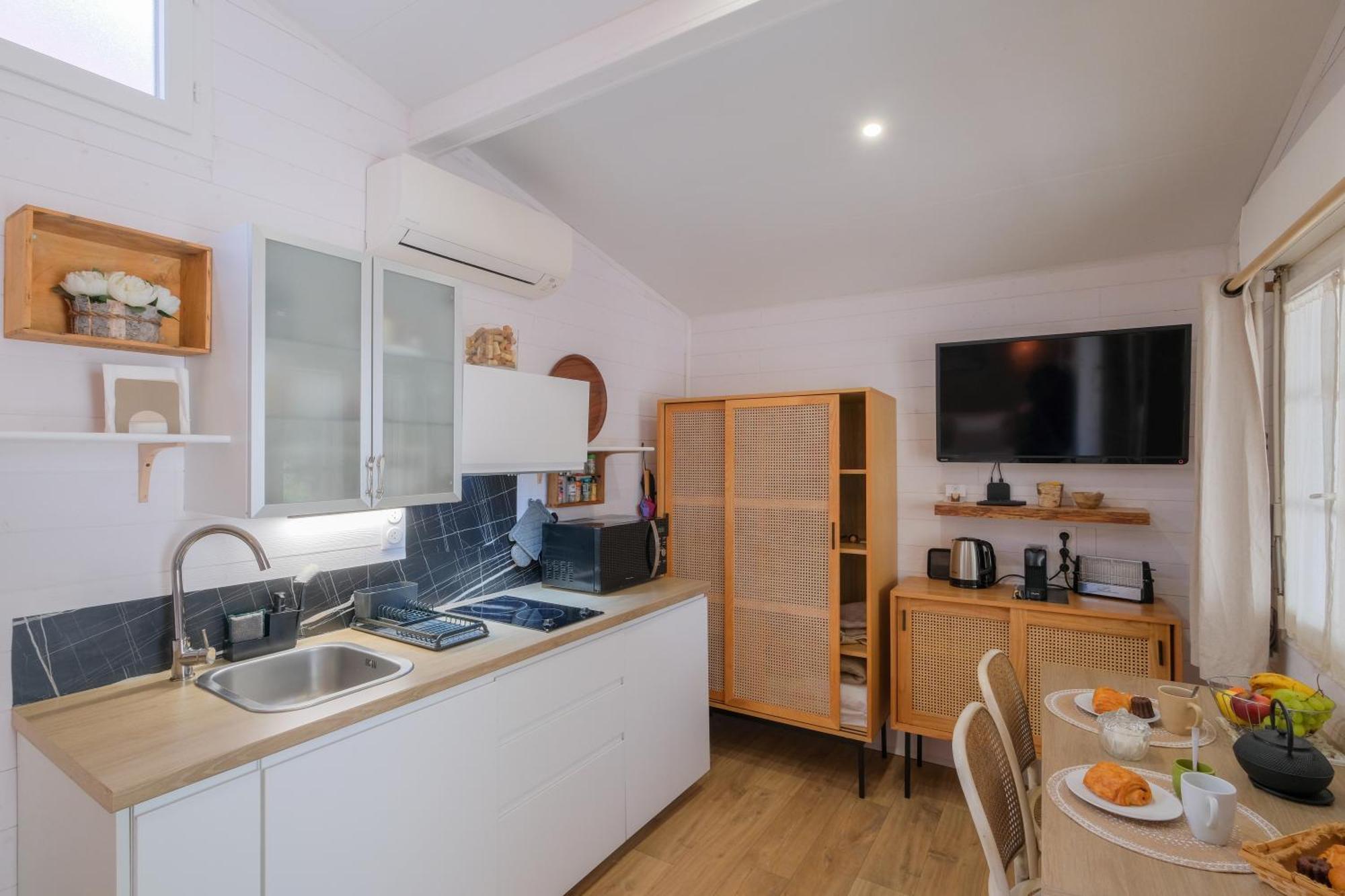 Les Suites D'Alienor, Suite Jasmin 佩萨克 外观 照片